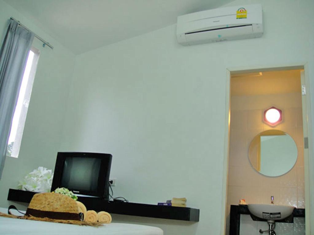 Harmony Bed & Bakery Bed & Breakfast Koh Lipe Bilik gambar